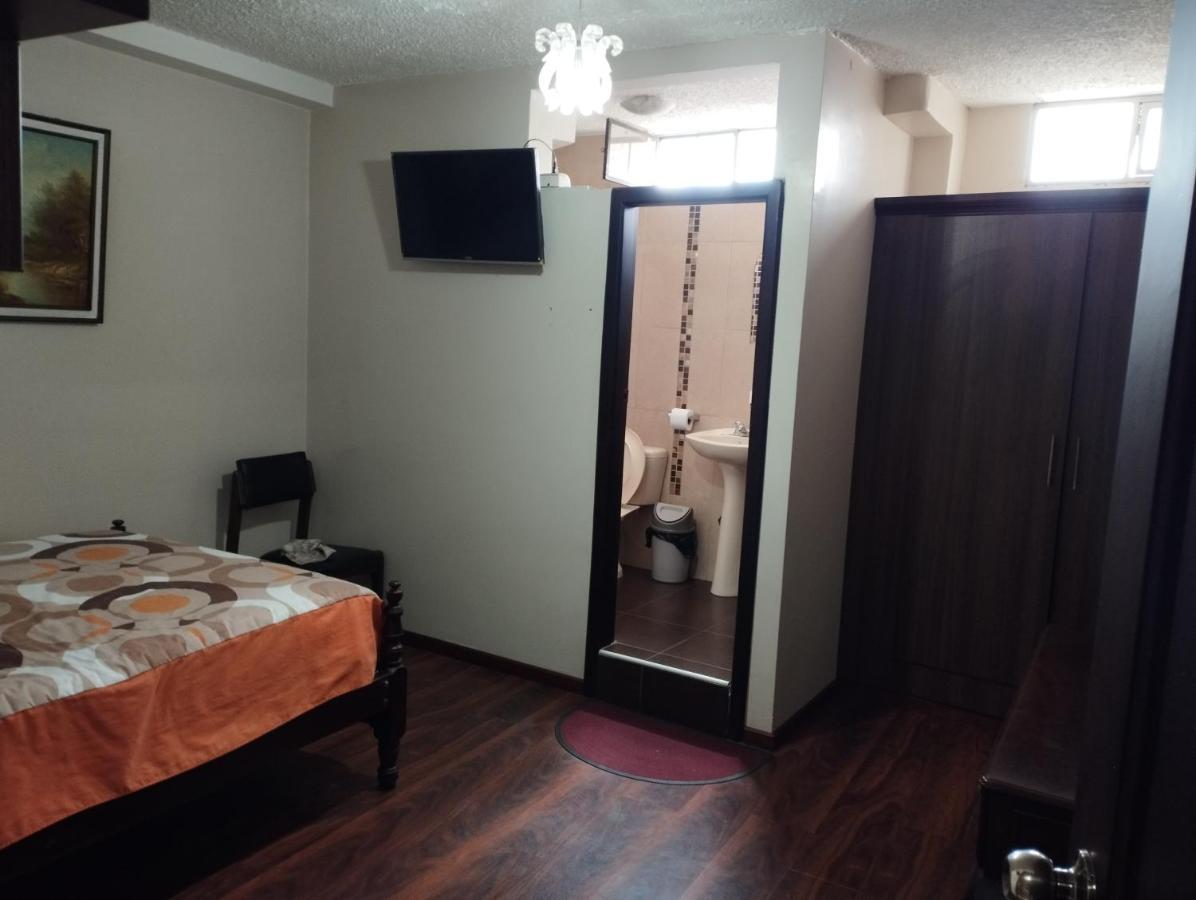 Hotel Saraguro Лоха Екстериор снимка
