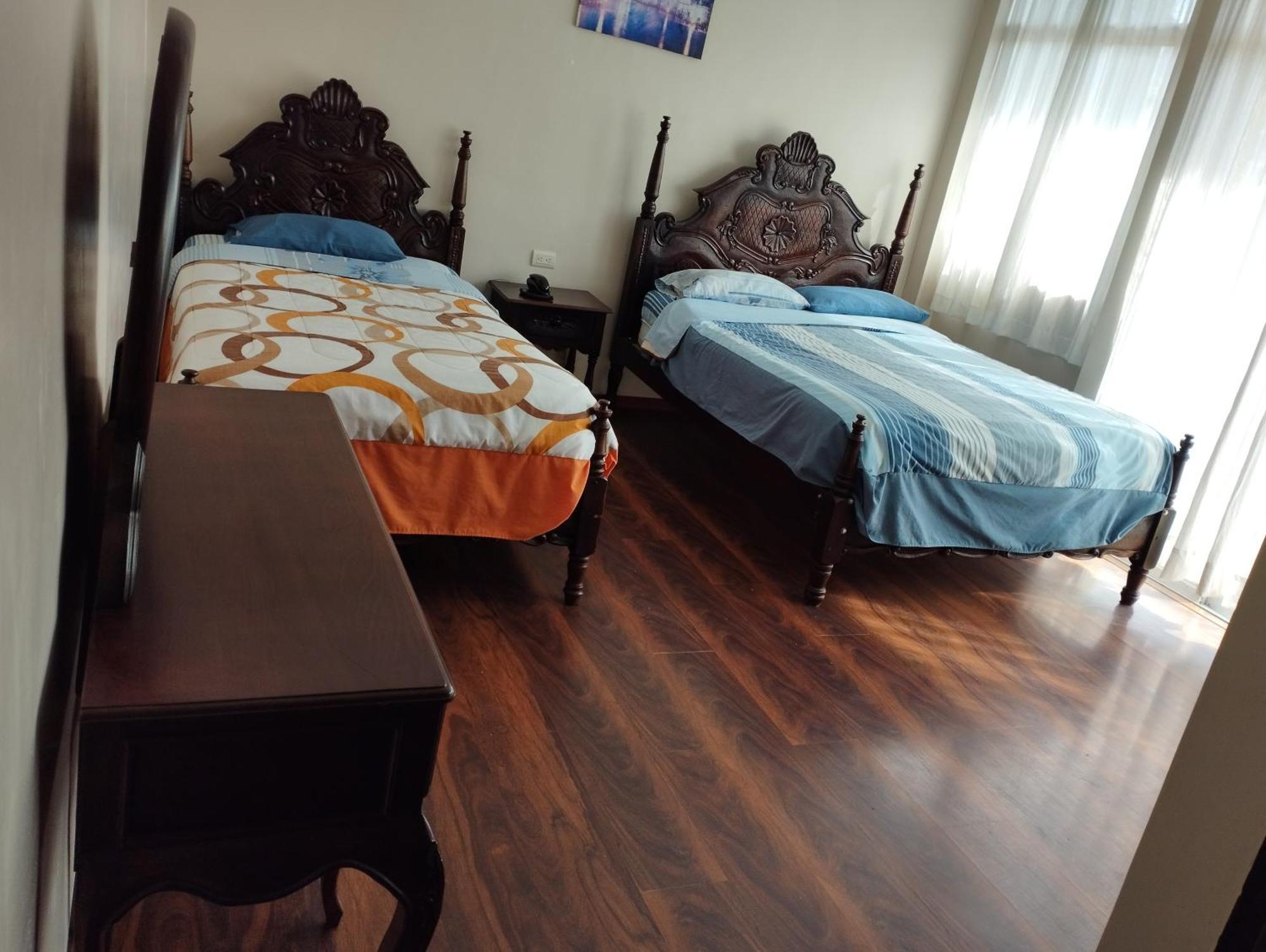 Hotel Saraguro Лоха Стая снимка